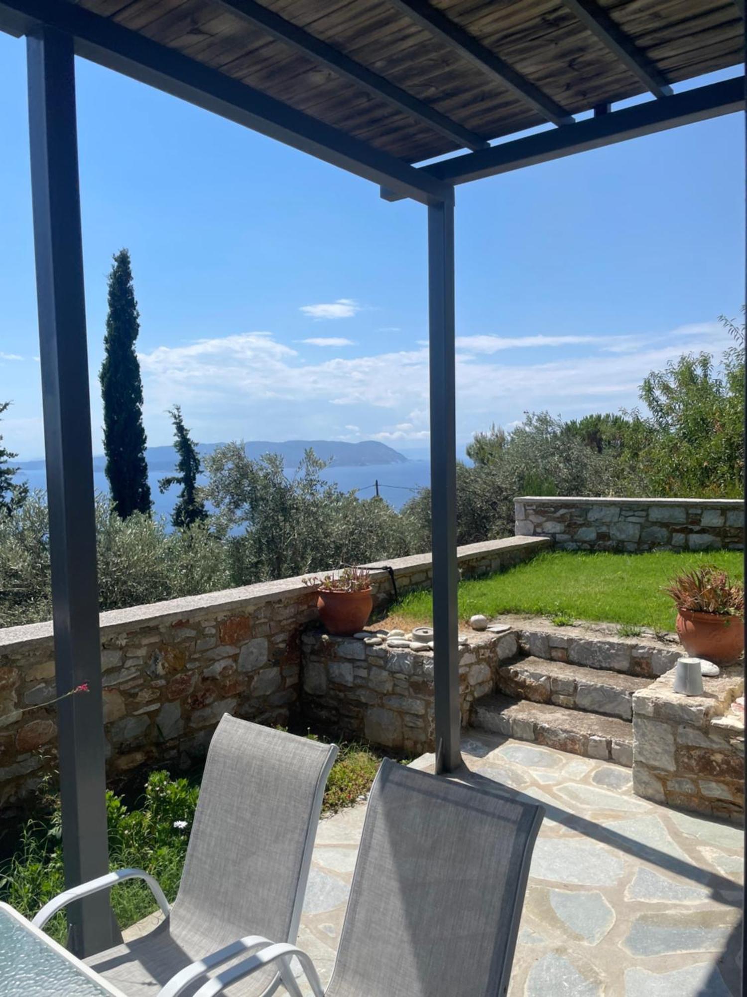 Axion Esti Apartments Città di Skopelos Esterno foto